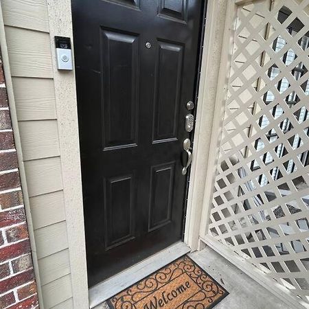 Home Away From Home-Cozy 2 Bdrm Condo/Med Cntr/Nrg 휴스턴 외부 사진