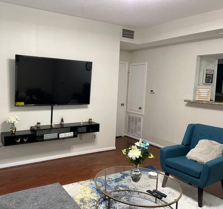 Home Away From Home-Cozy 2 Bdrm Condo/Med Cntr/Nrg 휴스턴 외부 사진