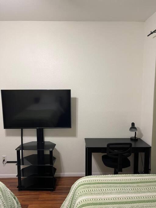 Home Away From Home-Cozy 2 Bdrm Condo/Med Cntr/Nrg 휴스턴 외부 사진